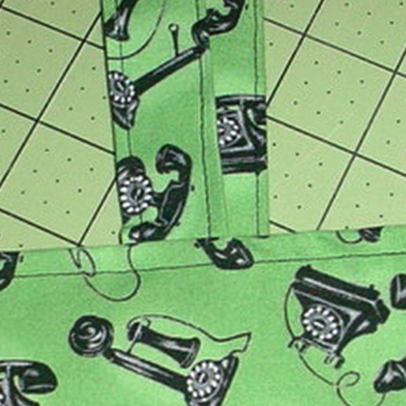 COTTON TOTE BAG HANDMADE NEW GREEN & BLACK ANTIQUE TELEPHONE PRINT OOAK 13" W - Picture 3 of 3